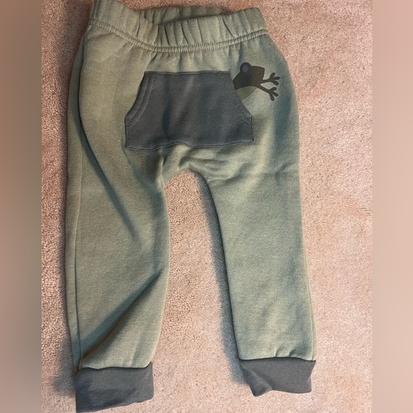 Star Wars Baby Grogu Baby Yoda Sweater and Pants Set 18m - Picture 4 of 5